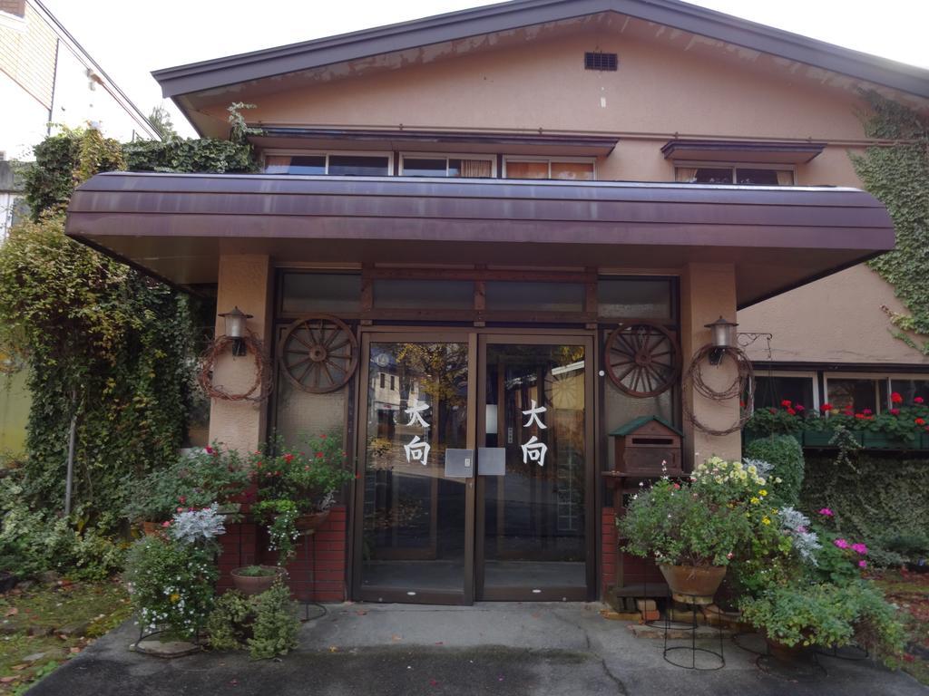 Oomukou Ryokan Хакуба Екстер'єр фото