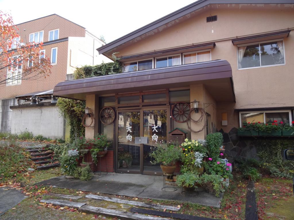 Oomukou Ryokan Хакуба Екстер'єр фото